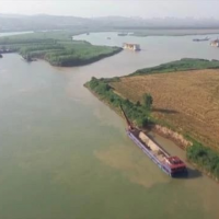 【中央環(huán)保督察】洞庭湖非法采砂整改進(jìn)展如何？已有幾十家違規(guī)砂石場(chǎng)全面取締限期整改